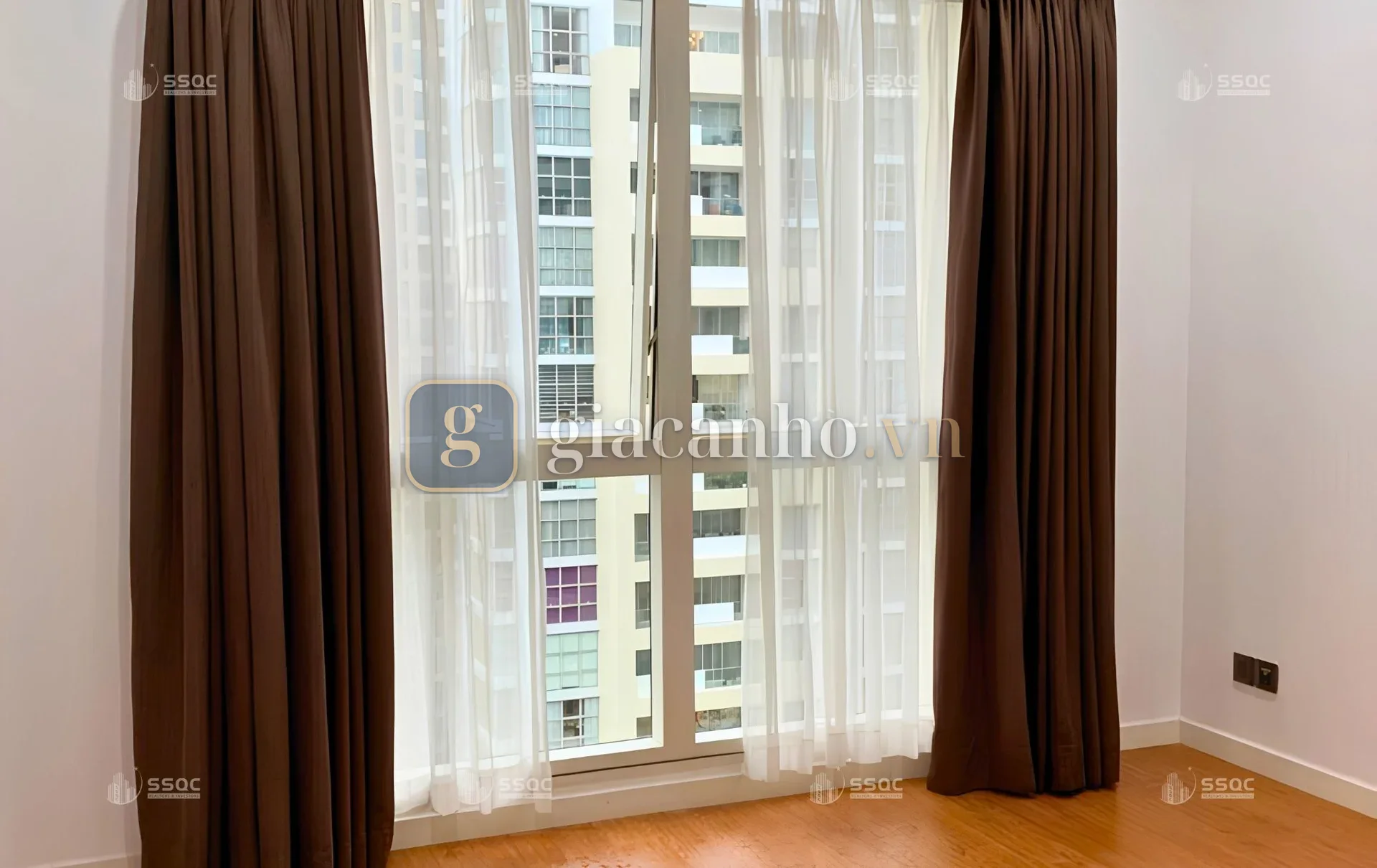 2 PN 124 m²