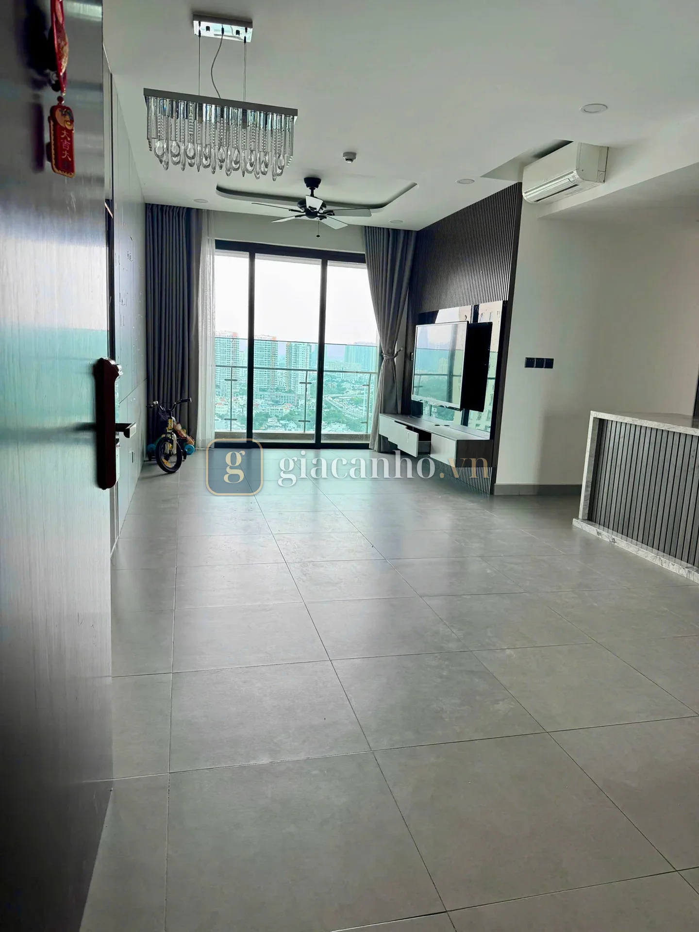 CHO THUÊ CĂN HỘ FELIZ EN VISTA 3PN, DIỆN TÍCH 107M²