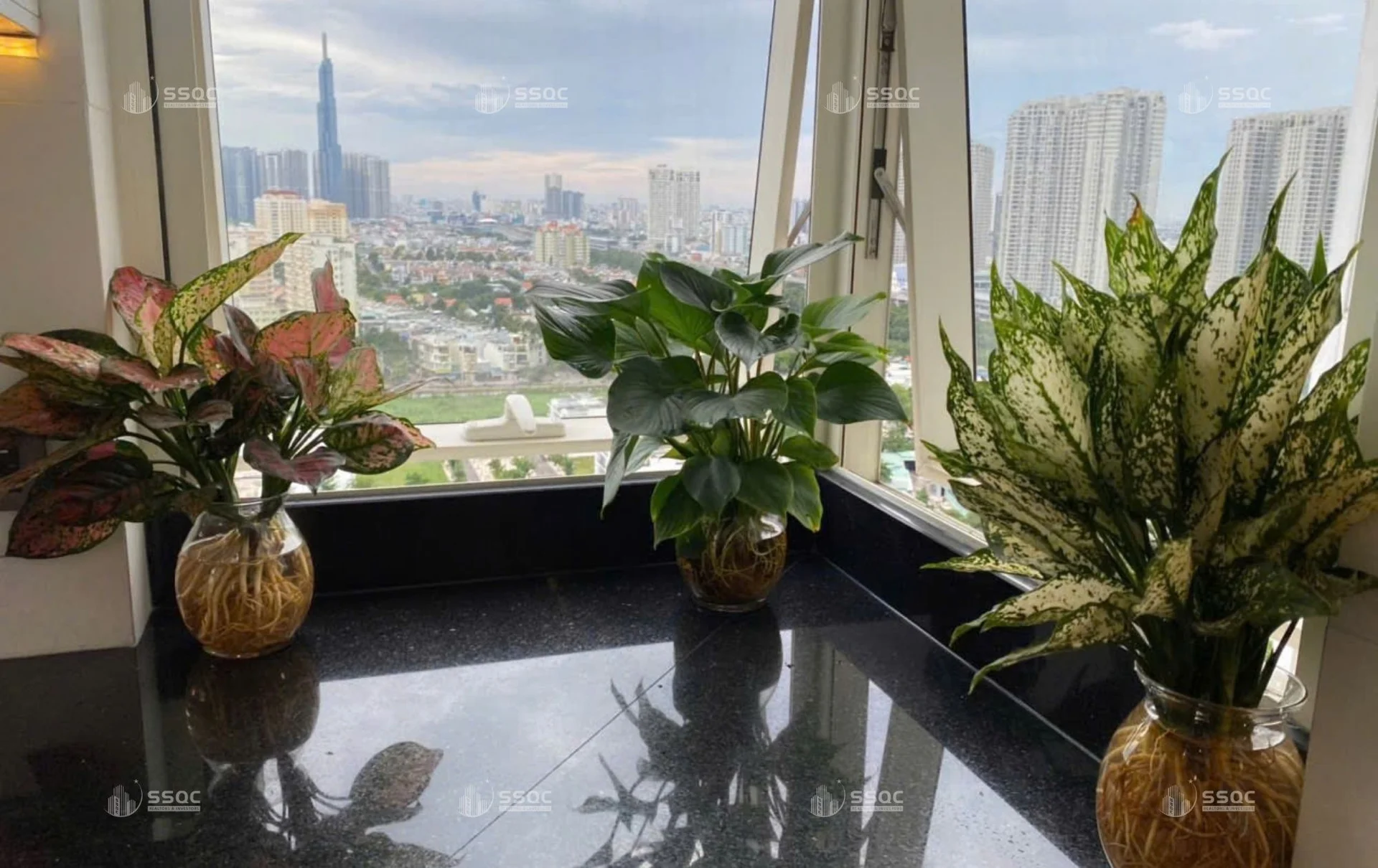 Penthouse The Estella