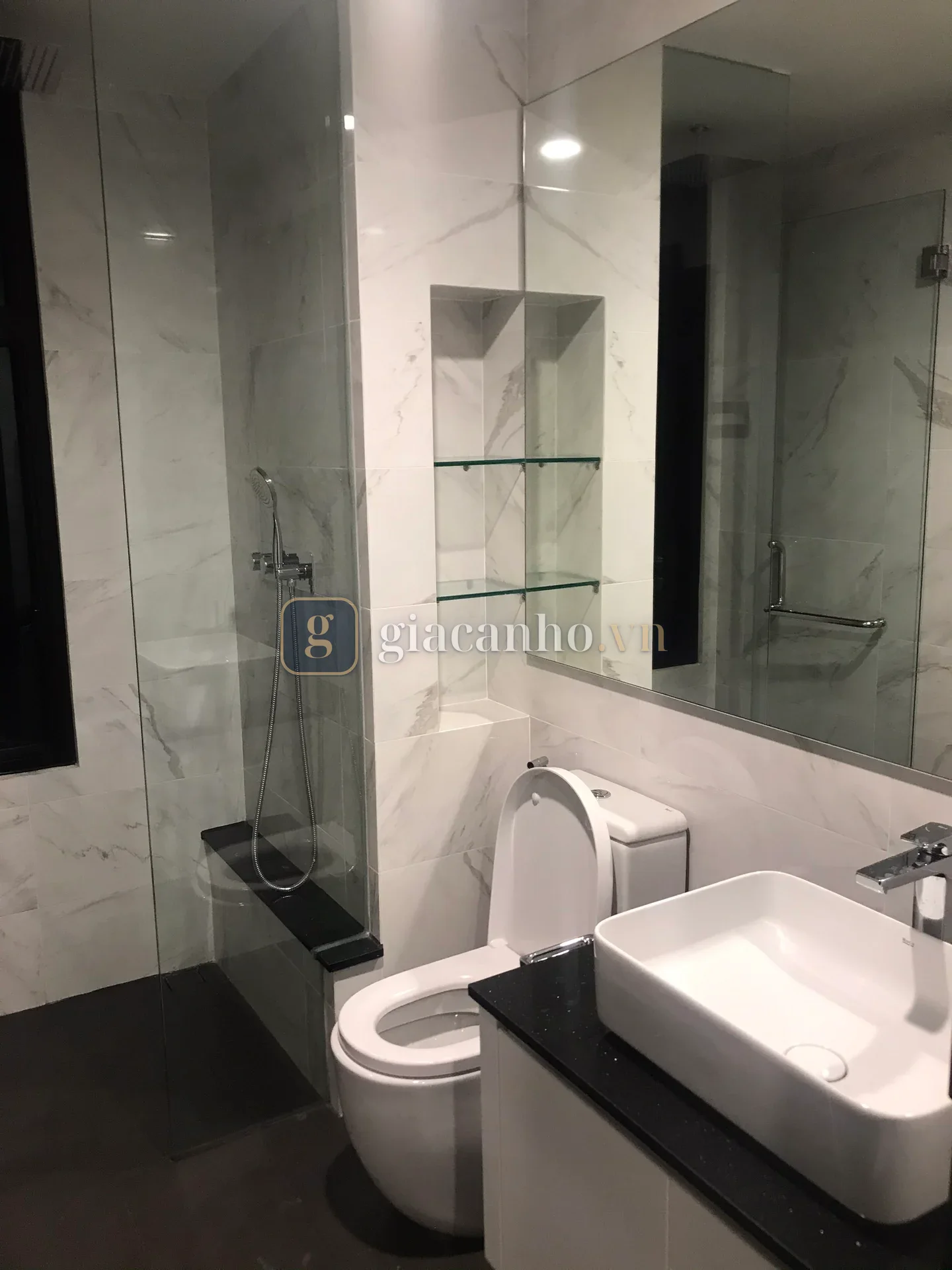CHO THUÊ CĂN HỘ FELIZ EN VISTA 4PN, DIỆN TÍCH 181M², TÒA A
